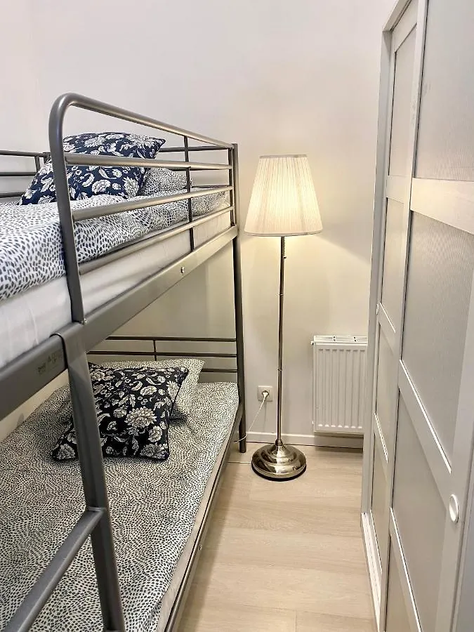 Roosevelt Apartments. Anvers